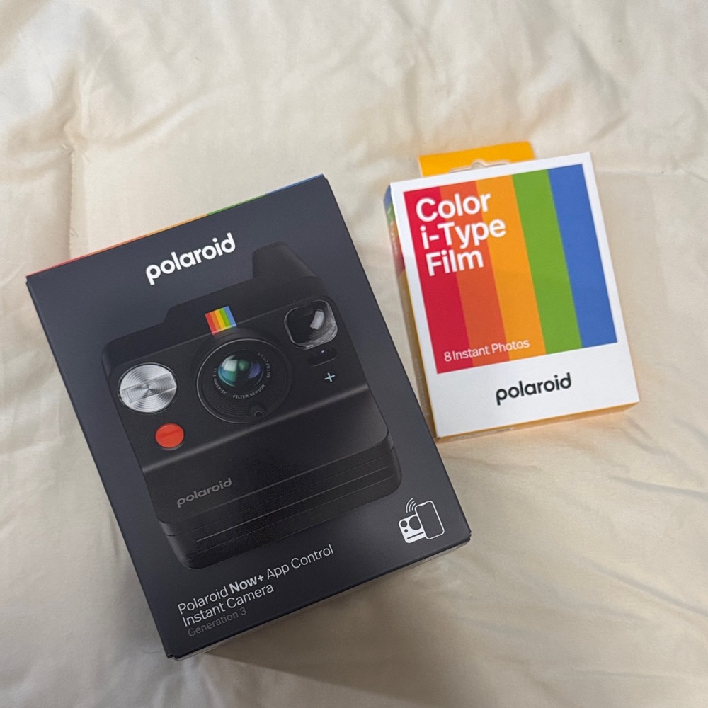 Polaroid Now App Control Instant Camera with Colorful i-Type Film Gen 3